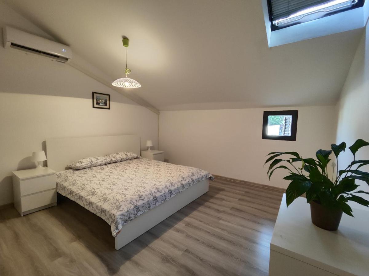 Apartments Urban Πόρετς Εξωτερικό φωτογραφία